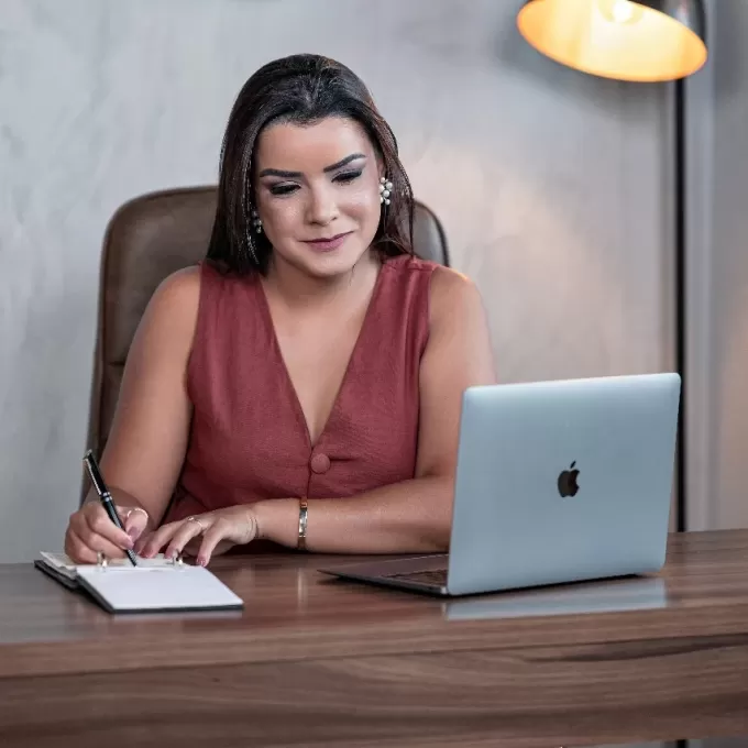 Psicóloga Jéssica Tonon - Sessões 100% Online  