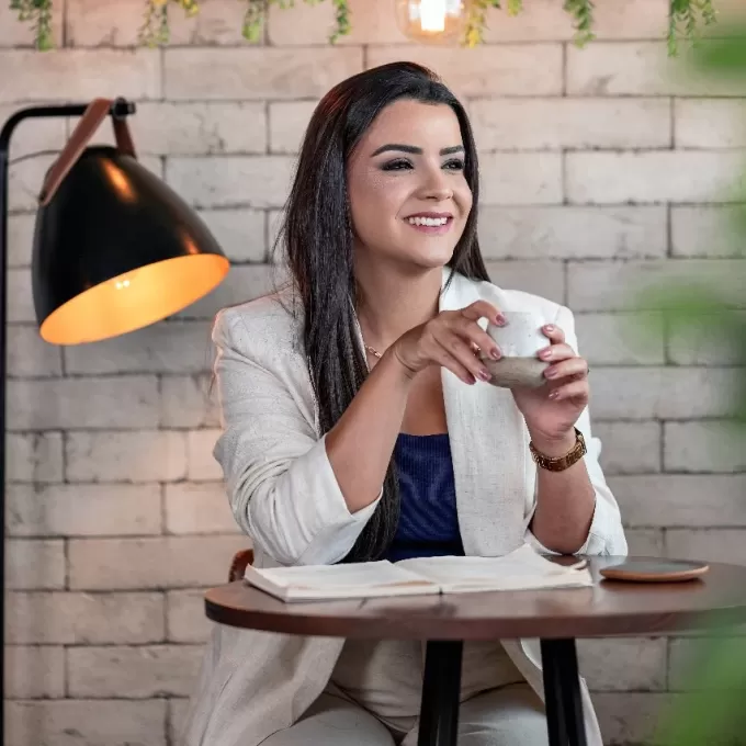 Psicóloga Jéssica Tonon - Sobre Mim